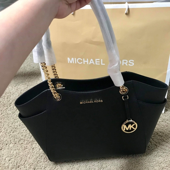 Large Shoulder  Chain Tote - Picture 3 of 7